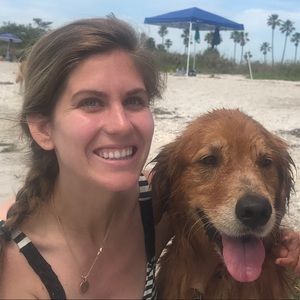 Meet your Posher, Laura